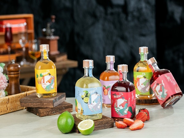 黄氏果酒-300ml方瓶花果酒_12度纯发酵无添加_餐饮爆款