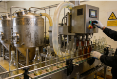 自己开小型果酒厂可行吗? - 贵州黄氏酒厂